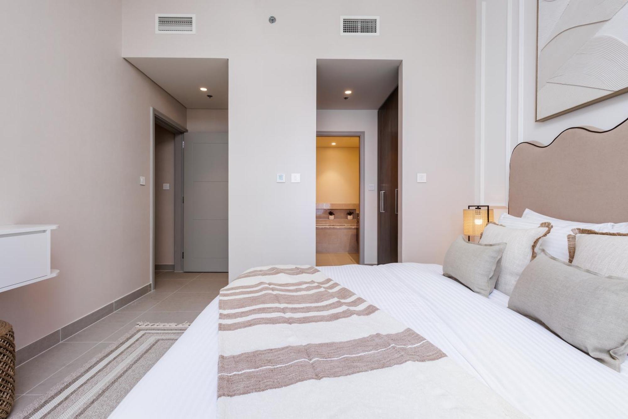 Venduras Homes - Tower, Downtown Dubai, Burj Views Appartement *